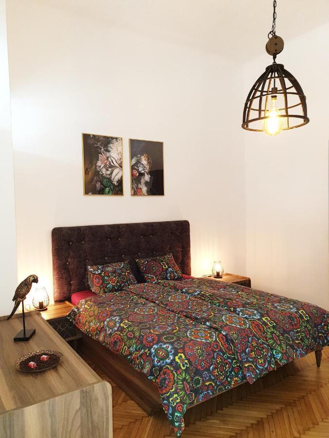 Sunny And Spacious Apartment Near City Centre Wien Exterior foto