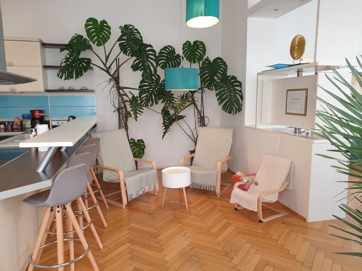Sunny And Spacious Apartment Near City Centre Wien Exterior foto