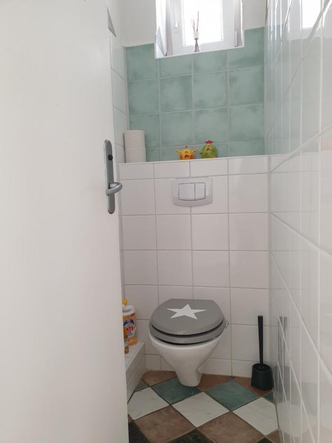Sunny And Spacious Apartment Near City Centre Wien Exterior foto