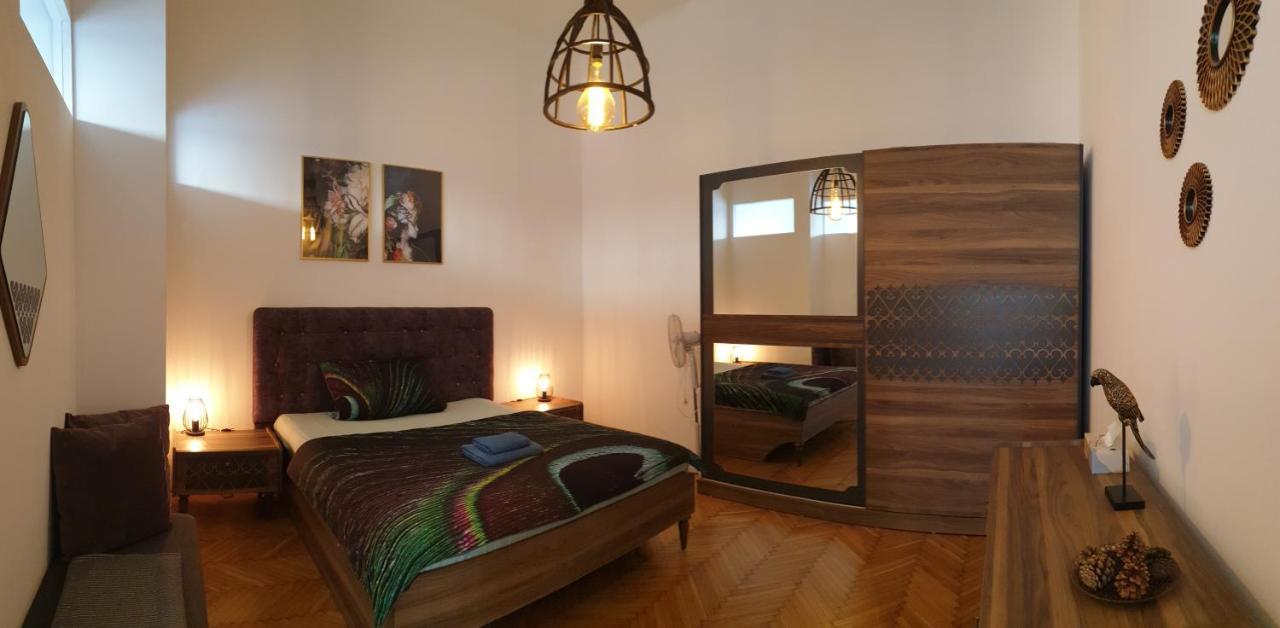 Sunny And Spacious Apartment Near City Centre Wien Exterior foto